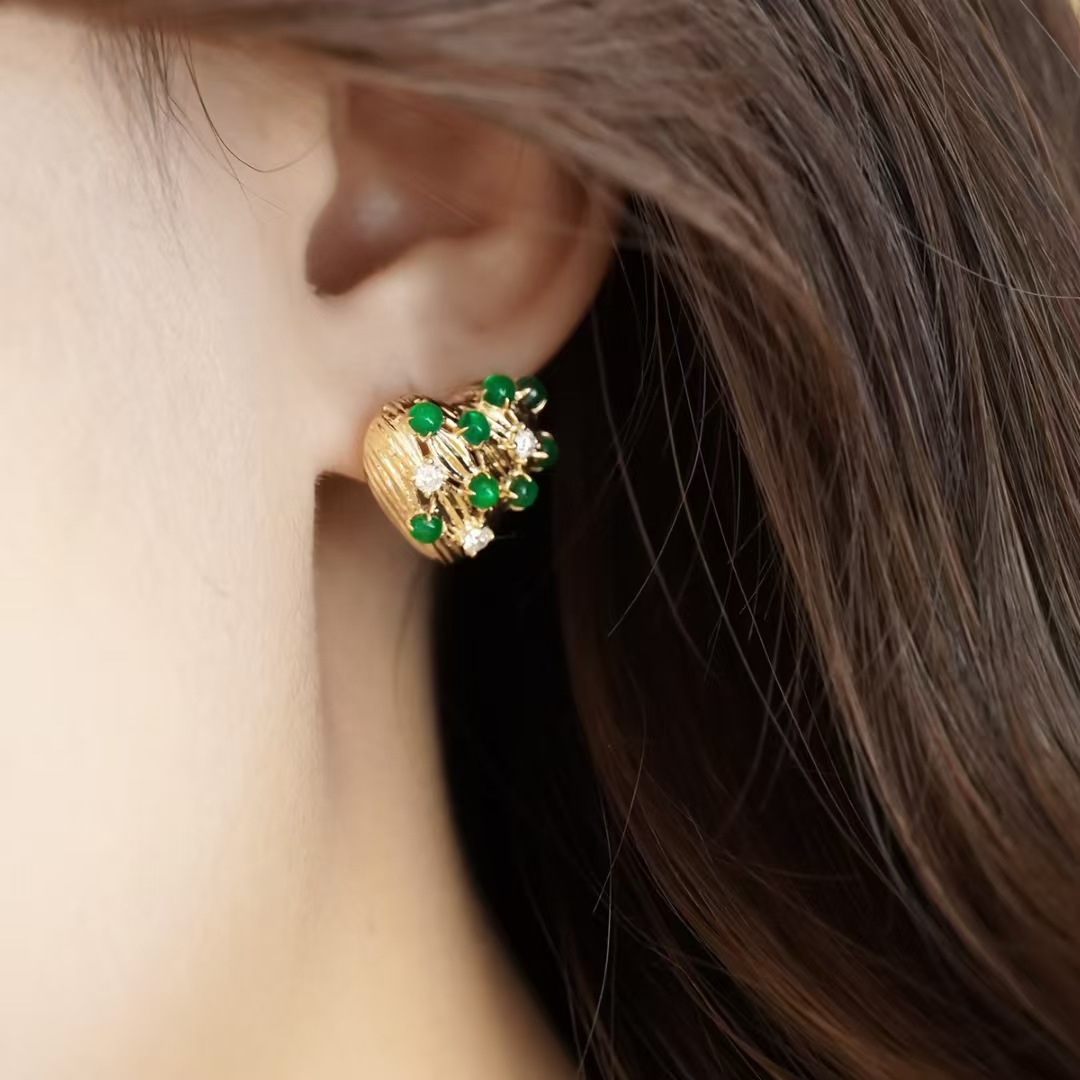 Retro14K ゴールド充填エメラルドドロップダングルイヤ - Vintage Fashion Eras のレビューと価格